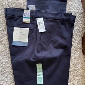 Mens Dockers Signature Khakis -  Size 36 x 34 Athletic Cut